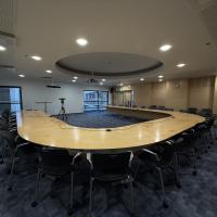 Senati Saal (M648) (hübriid võimalus)